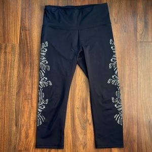 Women’s Gapfit workout capris